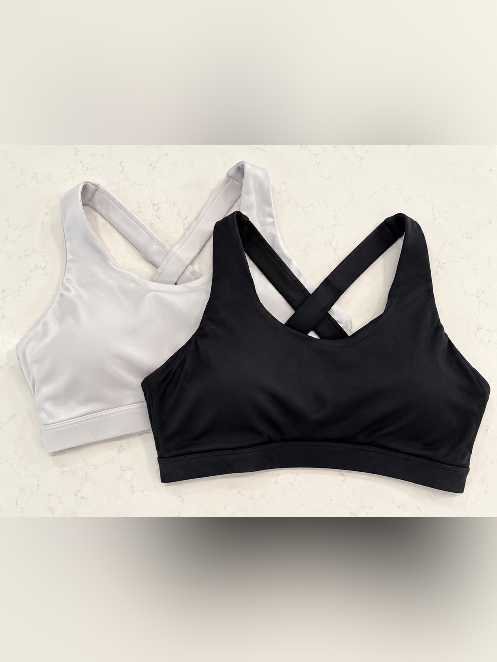 90 Degree by Reflex 2 Pack Criss Cross Sports Bras Black White M